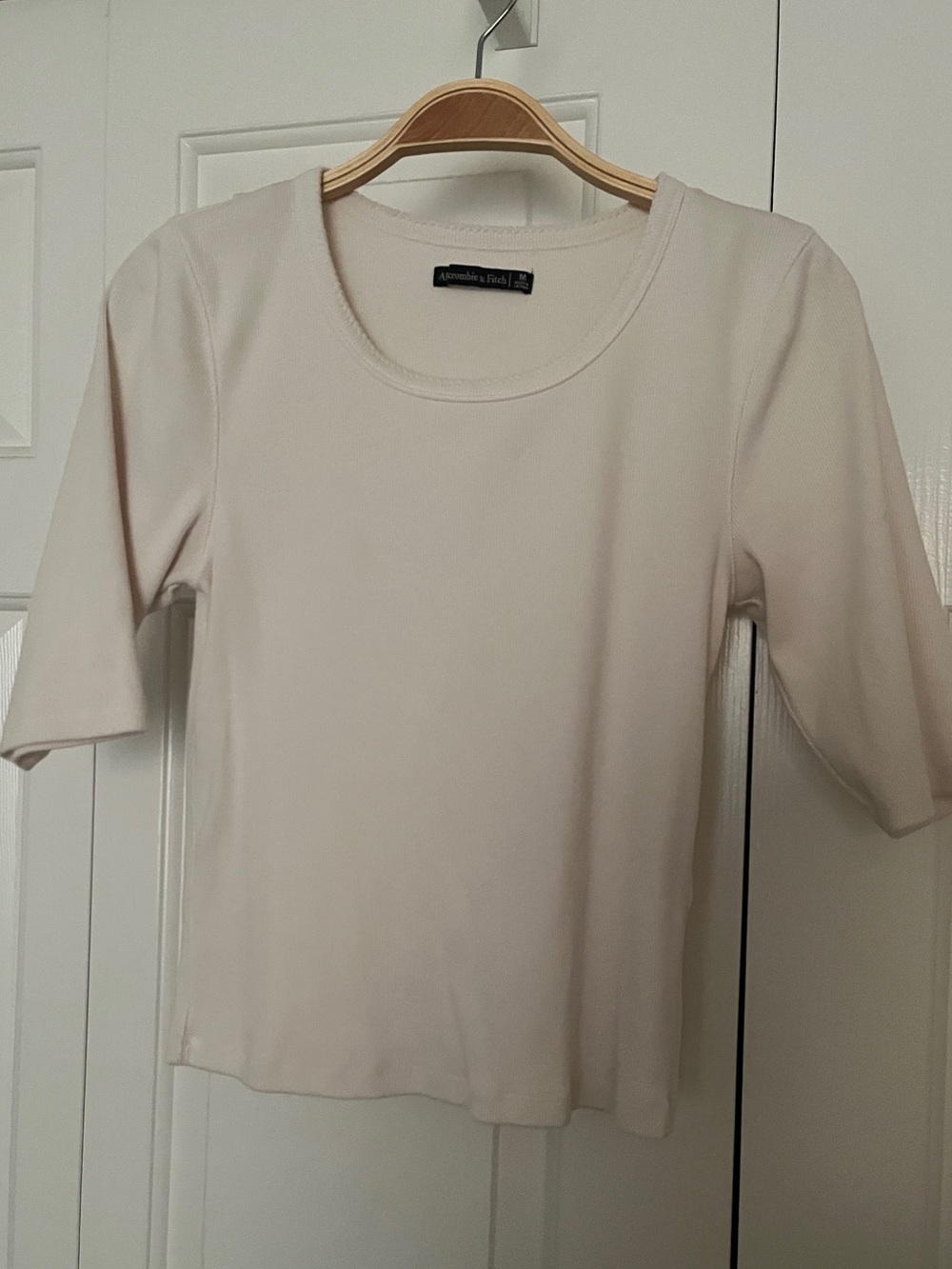 Abercrombie & Fitch Short Sleeve Crew Top in Cream